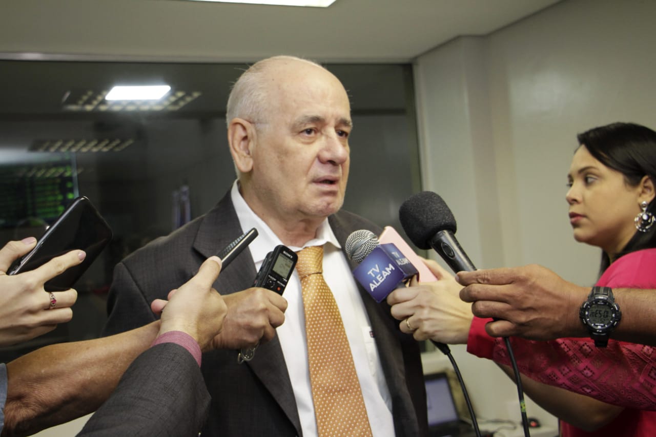 Serafim defende que terceirizados da Unisol sejam contratados pelo Hospital Francisca Mendes