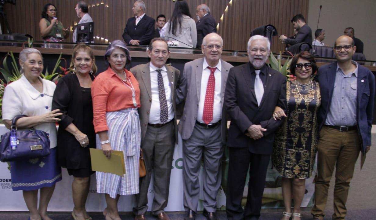Médicos Jesus Pinheiro, Leny Passos e Marcus Barros são homenageados na ALE-AM